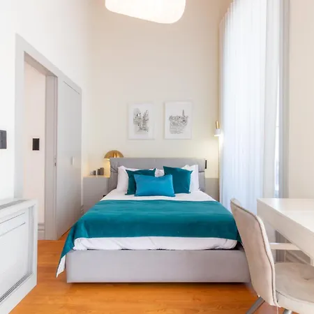 Lovelystay Apartment *